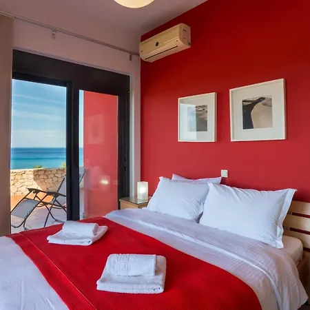 Daire Caravella Luxury Palaiochora